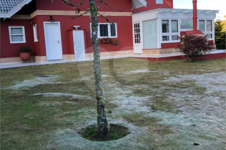 Casa à venda com 3 suítes no condomínio Vila Austríaca, Campos do Jordão - SP