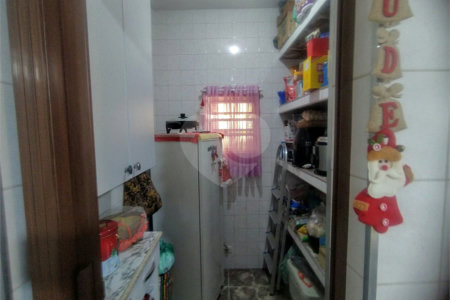 Casa à venda com 4 quartos em Chora Menino, São Paulo, SP