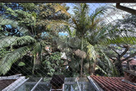 Casa à venda com 2 suítes no condomínio Village Palmas, São Paulo - SP