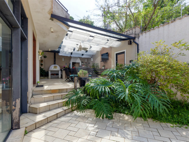 Casa à venda com 3 quartos, sendo 1 suíte,  em Brooklin, São Paulo, SP