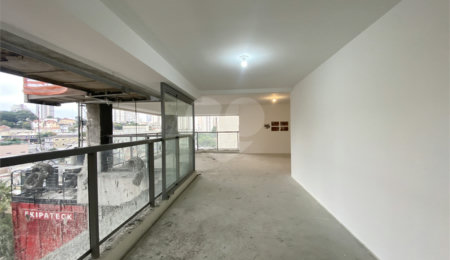 Apartamento à venda com 3 suítes em Santana, São Paulo, SP
