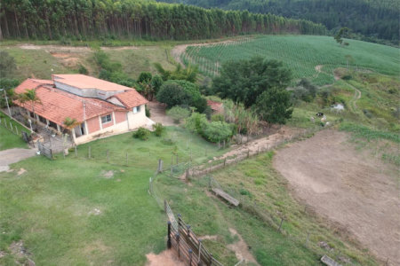 Sítio à venda com 3 quartos em Área Rural de São Miguel Arcanjo, São Miguel Arcanjo, SP