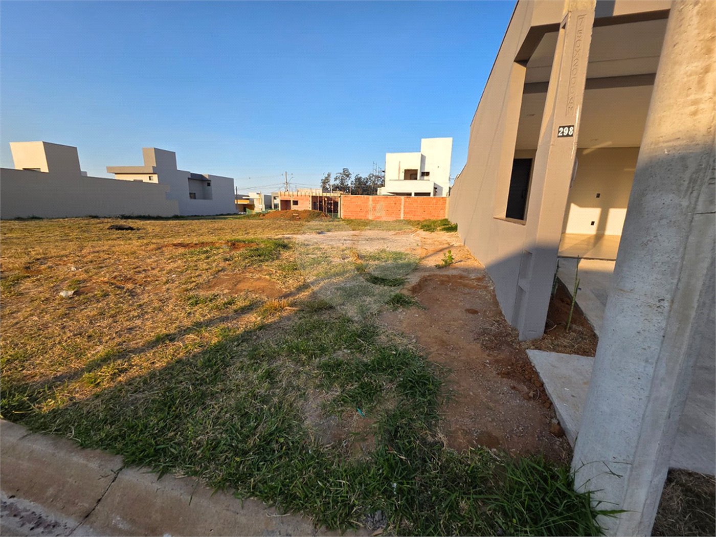 Terreno 10X24 Residencial Villenuve