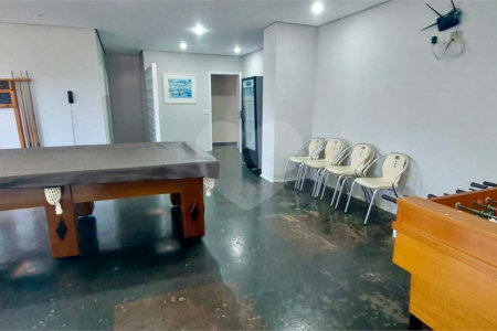Apartamento à venda com 3 quartos, sendo 1 suíte,  em Jardim Peri Peri, São Paulo, SP