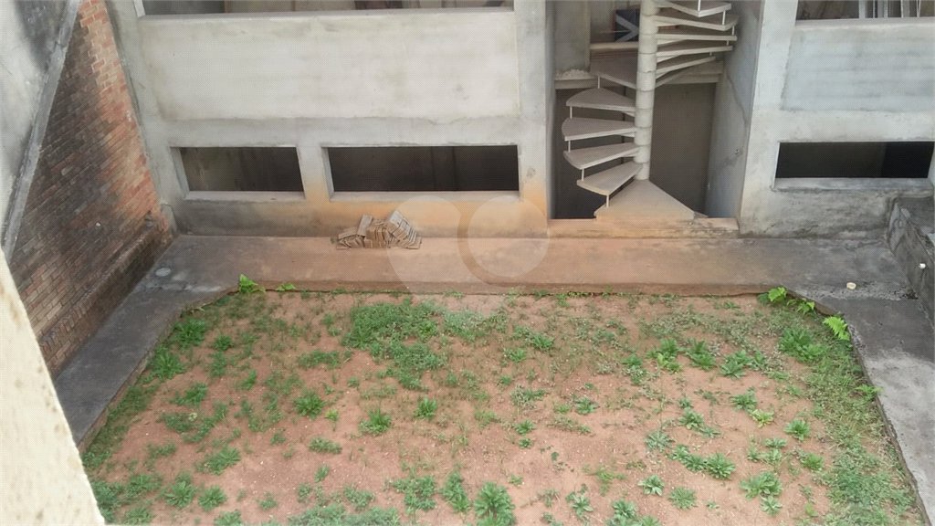 Casa à venda com 3 quartos, sendo 2 suítes,  em Jardim Franca, São Paulo, SP