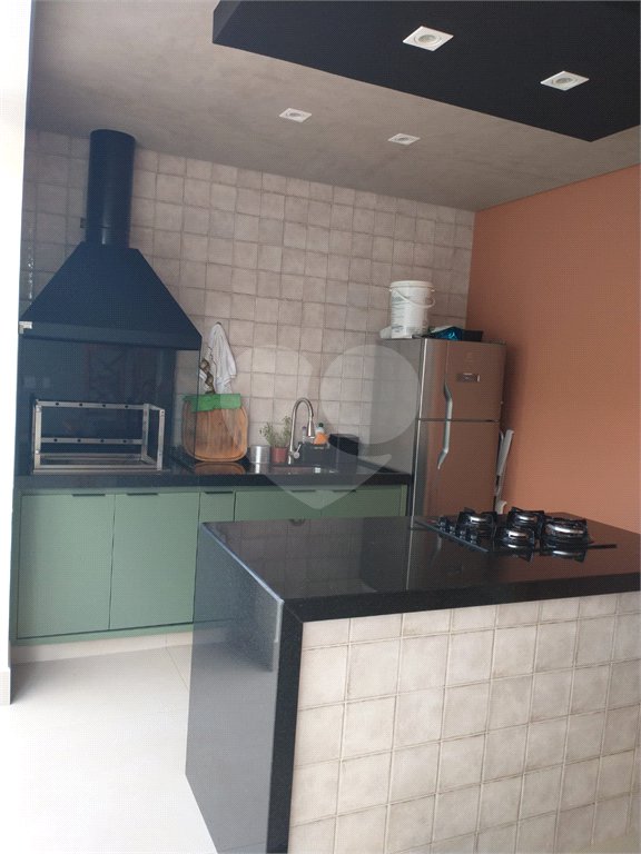 Casa à venda com 3 suítes no condomínio Residencial Central Parque, Salto - SP