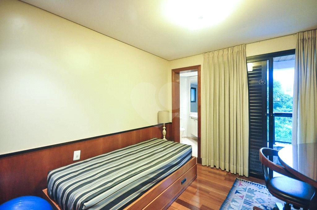 Apartamento à venda com 4 suítes em Vila Andrade, São Paulo, SP
