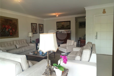 Apartamento à venda com 3 suítes em Vila Suzana, São Paulo, SP