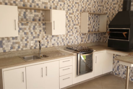 Casa à venda com 3 suítes no condomínio Picollo, Louveira - SP