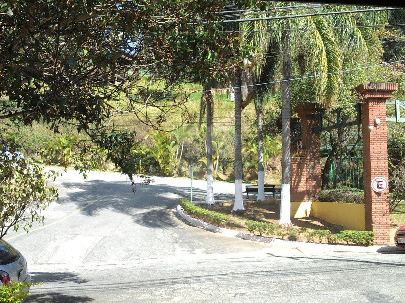 Casa à venda com 4 quartos, sendo 2 suítes,  em Horto, São Paulo, SP