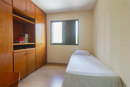 Apartamento à venda com 3 quartos, sendo 2 suítes,  em Vila Andrade, São Paulo, SP