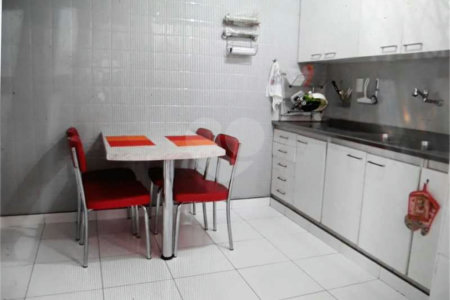 Casa de Vila à venda com 4 quartos, sendo 1 suíte, em Vila Isabel, Rio de Janeiro, RJ