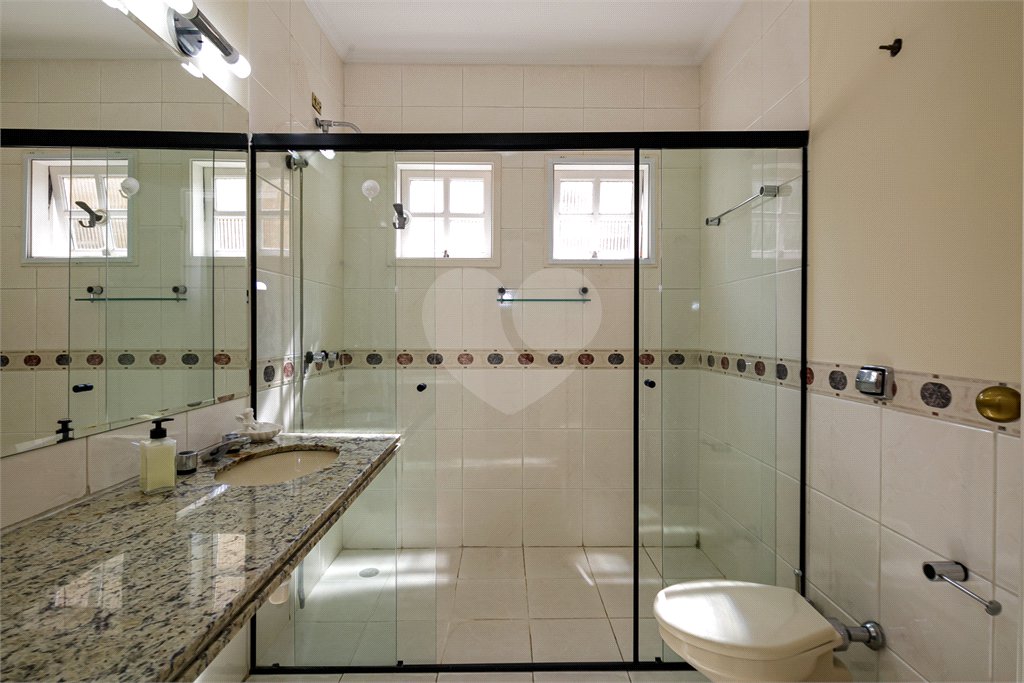 Casa à venda com 4 quartos, sendo 2 suítes, em Chácara Monte Alegre, São Paulo, SP