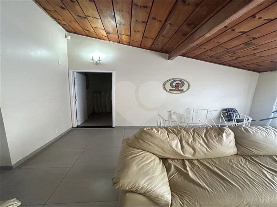 Sítio à venda com 5 quartos, sendo 2 suítes,  em Marmeleiro, São Roque, SP