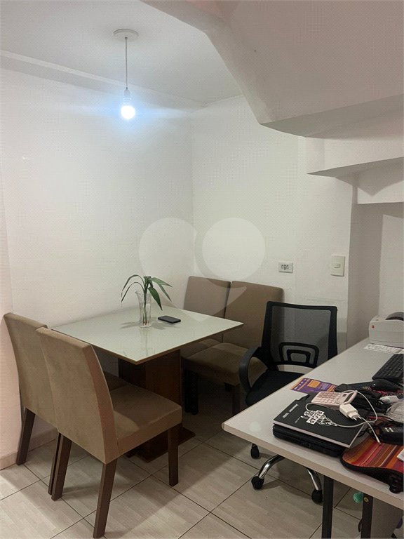 Casa à venda com 2 quartos no condomínio Recanto das Graças, Cotia - SP