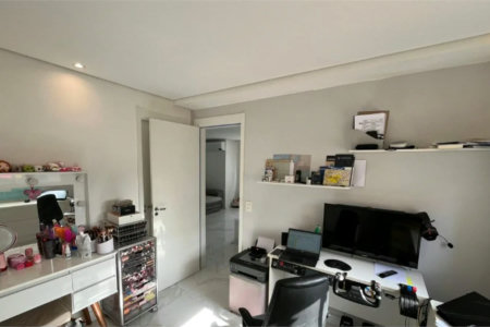 Apartamento à venda com 2 suítes em Jardim Vazani, São Paulo, SP