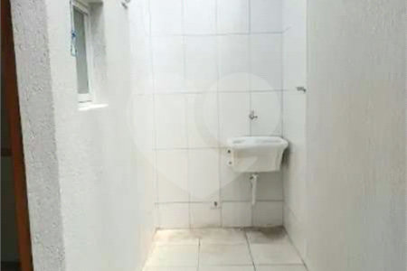 Casa à venda com 2 quartos no condomínio Residencial Monaco, Mogi das Cruzes - SP