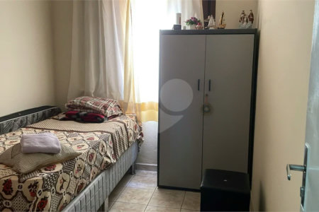 Casa Térrea à venda com 5 quartos em Parque Vitória, São Paulo, SP