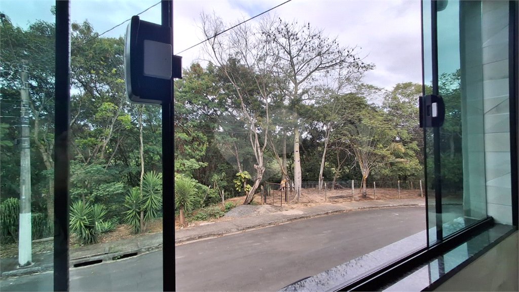 Casa à venda com 2 quartos, sendo 1 suíte, em Jardim Portal do Itavuvu, Sorocaba, SP