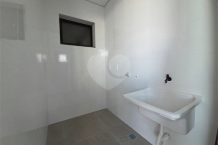 Casa à venda com 3 suítes no condomínio Helena Maria, Sorocaba - SP