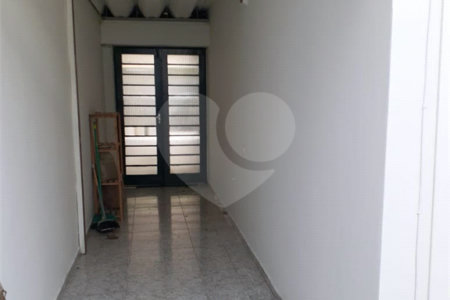 Sobrado à venda com 3 quartos, sendo 1 suíte,  em Parque da Lapa, São Paulo, SP