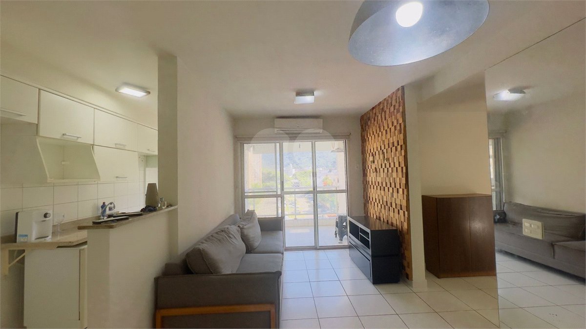 Apartamento à venda com 3 quartos, sendo 1 suíte,  em Jacarepaguá, Rio de Janeiro, RJ