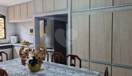 Casa à venda com 3 quartos, sendo 2 suítes,  em Parque Residencial Cidade Universitária, Ribeirão Preto, SP