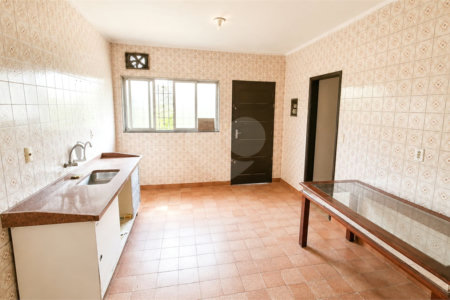Casa Térrea à venda com 3 quartos, sendo 2 suítes, em Vila Albertina, São Paulo, SP