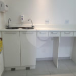 Sala Comercial - Office Premium - Indaiatuba - Venda - Torre Corporate - 7º andar - Complexo Office Premium de 3 torres de salas comerciais, um shopping e um conjunto residencial. Sala sem os moveis das fotos, Dois subsolos de garagem, além de garagem no térreo. Área da unidade: 39,99m2