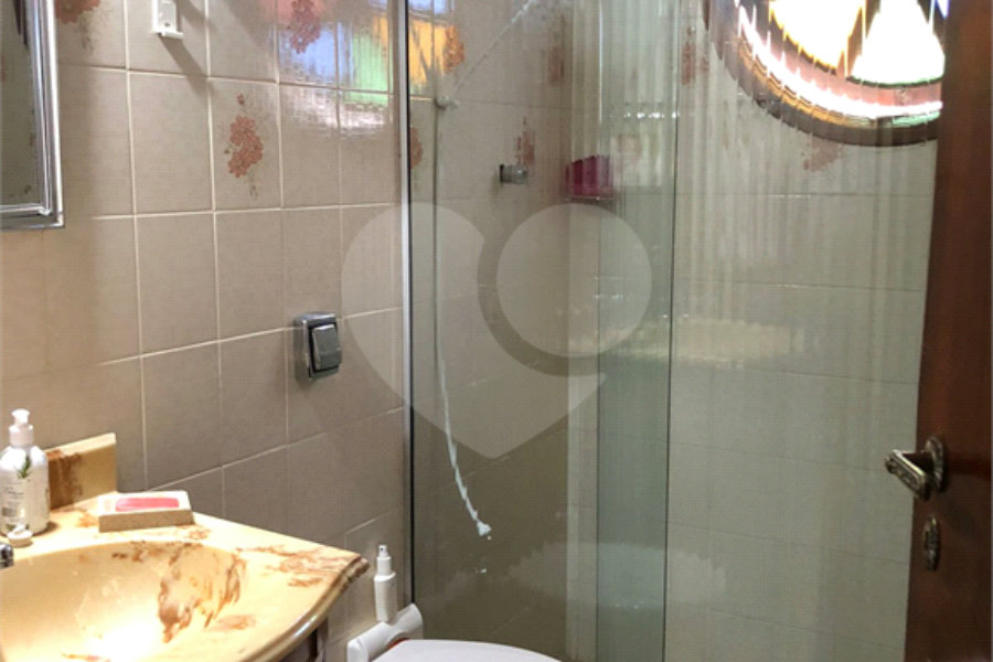 Sobrado à venda com 3 quartos em Tremembé, São Paulo, SP