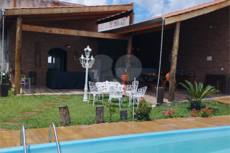 Chácara à venda com 3 quartos, sendo 1 suíte,  no Centro, Araçoiaba da Serra, SP