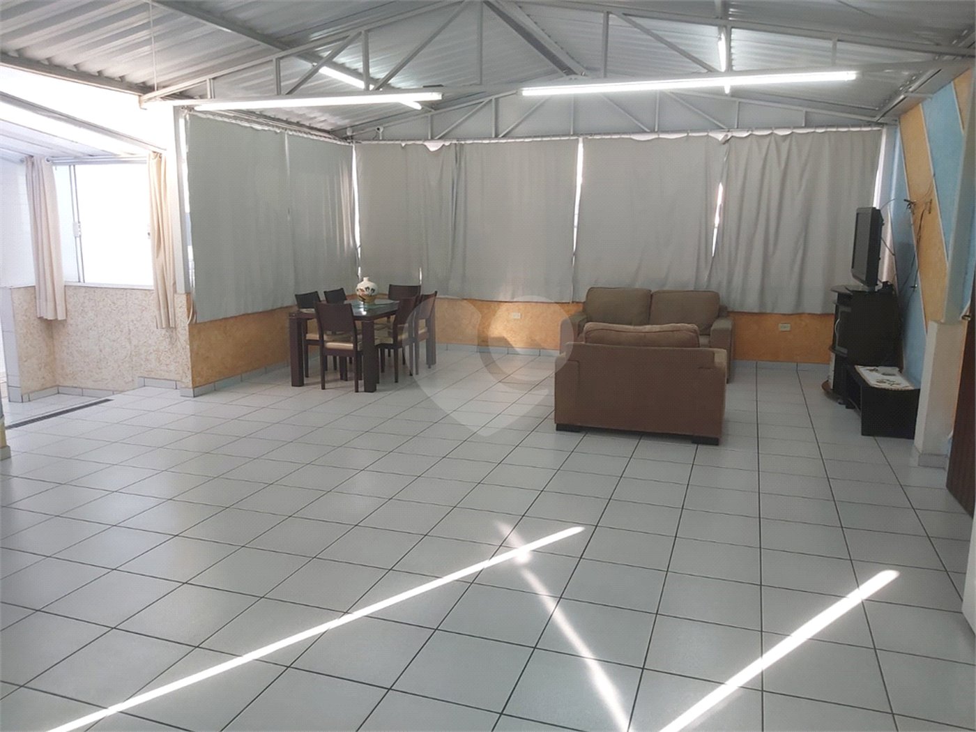 Casa de Vila à venda com 4 quartos, sendo 1 suíte, em Vila Medeiros, São Paulo, SP