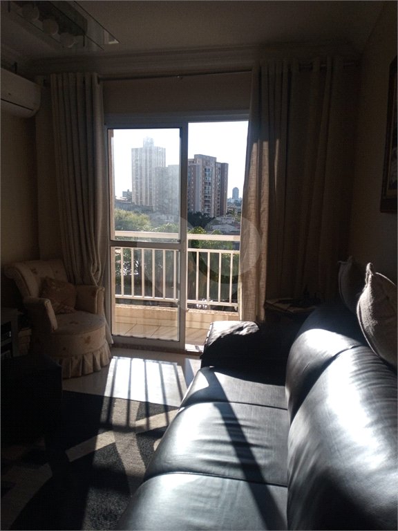 Apartamento à venda com 3 quartos, sendo 1 suíte,  em Saúde, São Paulo, SP