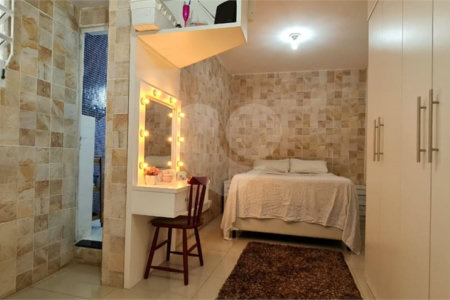 Casa à venda com 2 quartos, sendo 1 suíte, em Vila Romana, São Paulo, SP