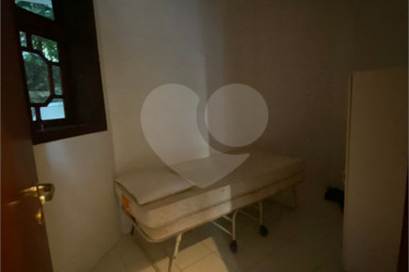 Casa à venda com 3 quartos, sendo 4 suítes,  no condomínio Estância Marambaia, Vinhedo - SP