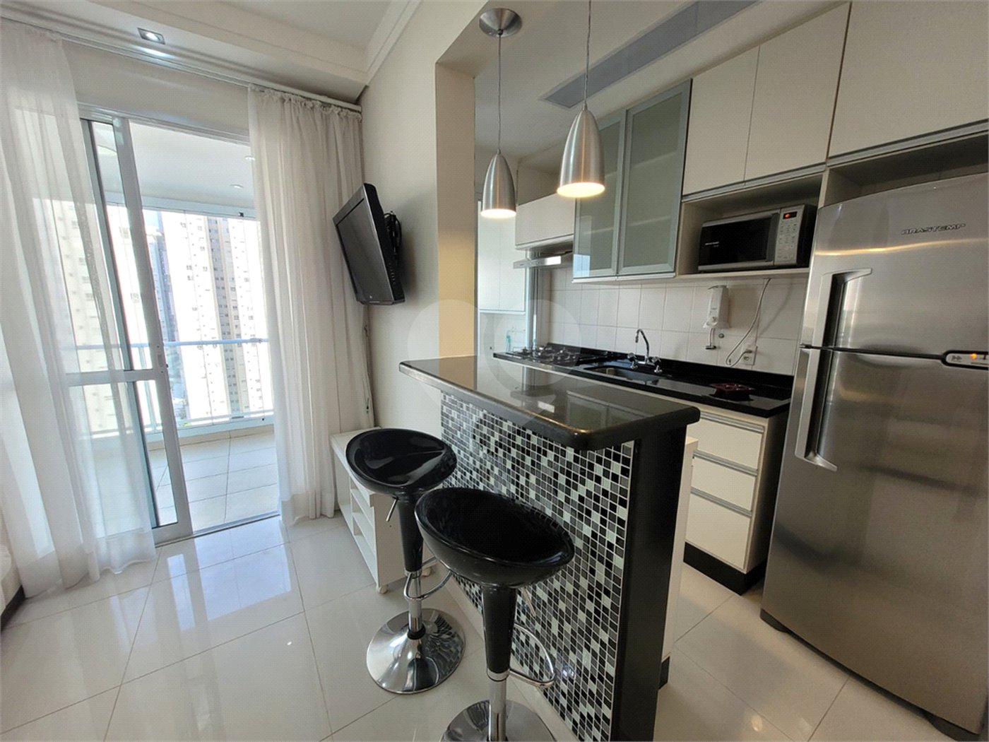 Apartamento para alugar com 2 quartos, sendo 1 suíte, em Vila Anastácio, São Paulo, SP
