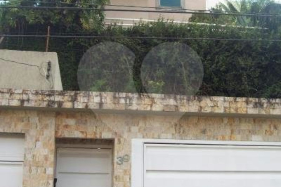 Sobrado à venda com 5 quartos, sendo 2 suítes, em Jardim São Bento, São Paulo, SP
