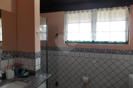 Sobrado para alugar com 3 quartos, sendo 1 suíte, em Condomínio Portal dos Nobres, Atibaia, SP