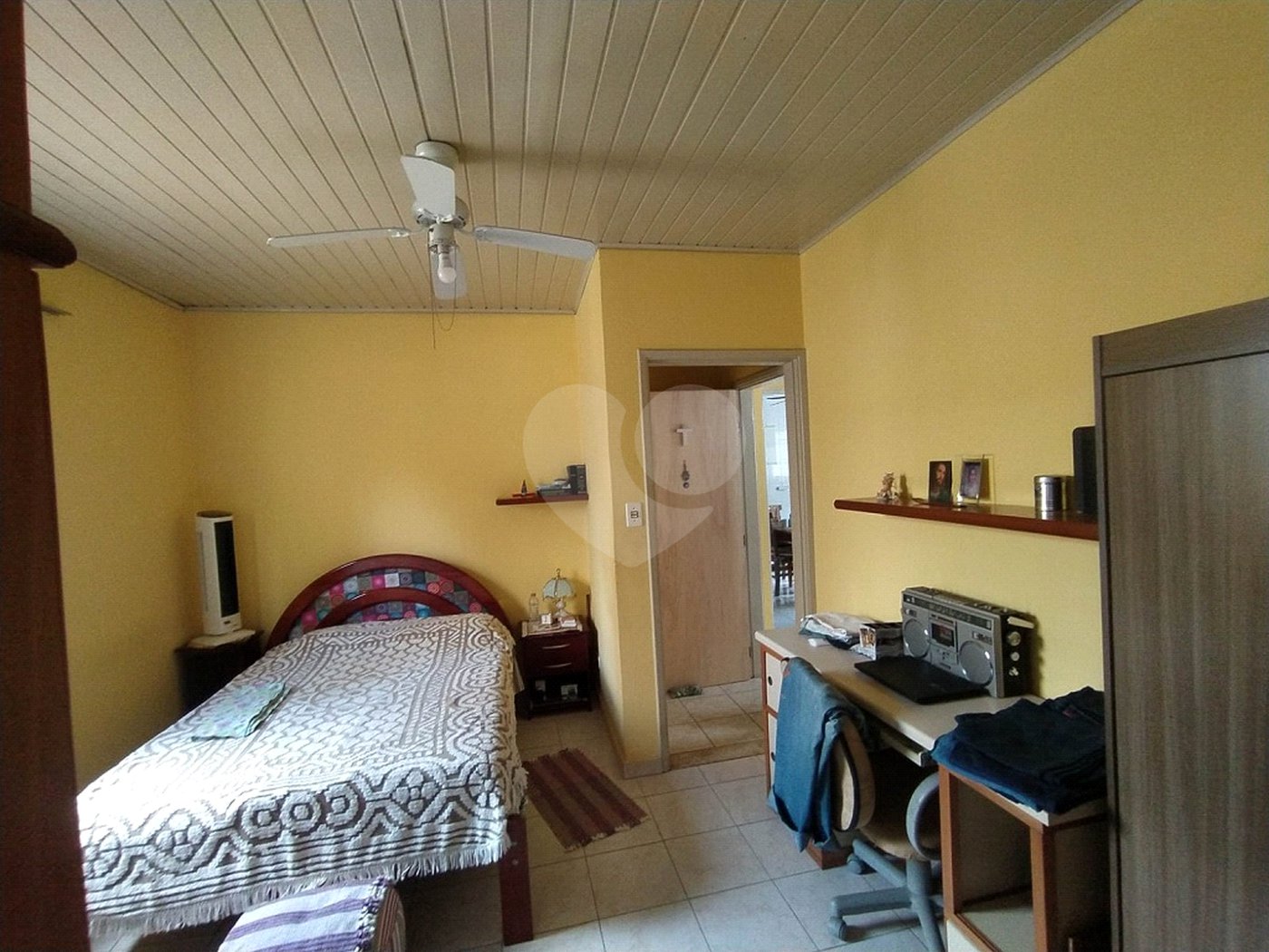 Casa à venda com 6 quartos, sendo 2 suítes, em Chora Menino, São Paulo, SP