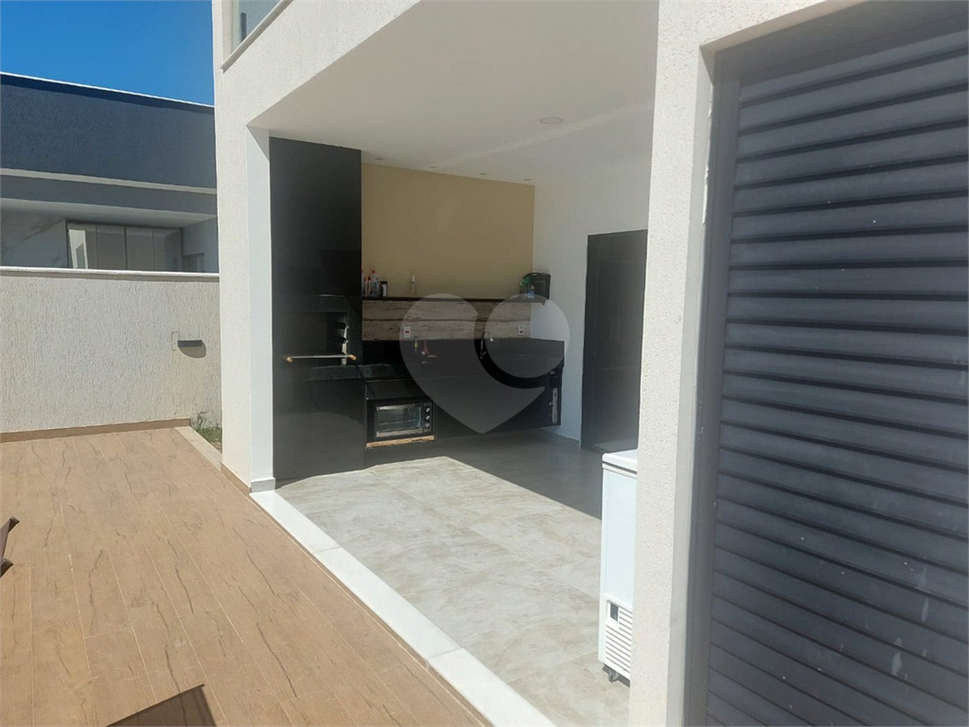 Casa à venda com 4 quartos, sendo 3 suítes, em Ogiva, Cabo Frio, RJ