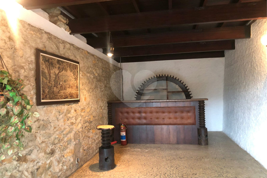 Sobrado à venda com 3 quartos, sendo 1 suíte, em Vila Albertina, São Paulo, SP