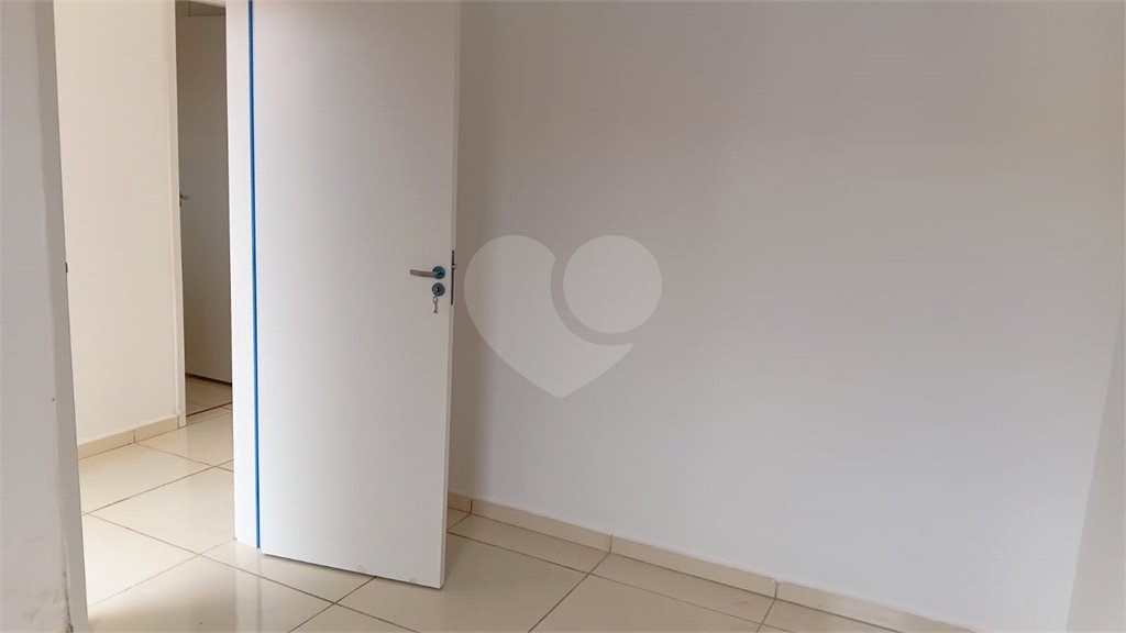 Casa à venda com 2 quartos em Vila Popular, Itapetininga, SP