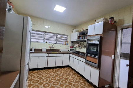 Casa Térrea à venda com 3 quartos, sendo 1 suíte,  em Alto da Lapa, São Paulo, SP