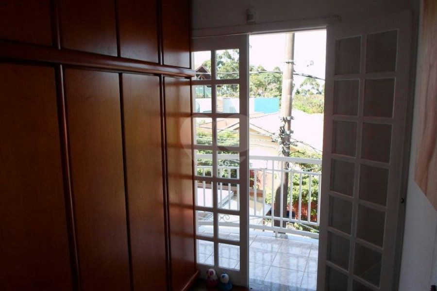 Sobrado à venda com 4 quartos, sendo 1 suíte, em Jardim Virginia Bianca, São Paulo, SP