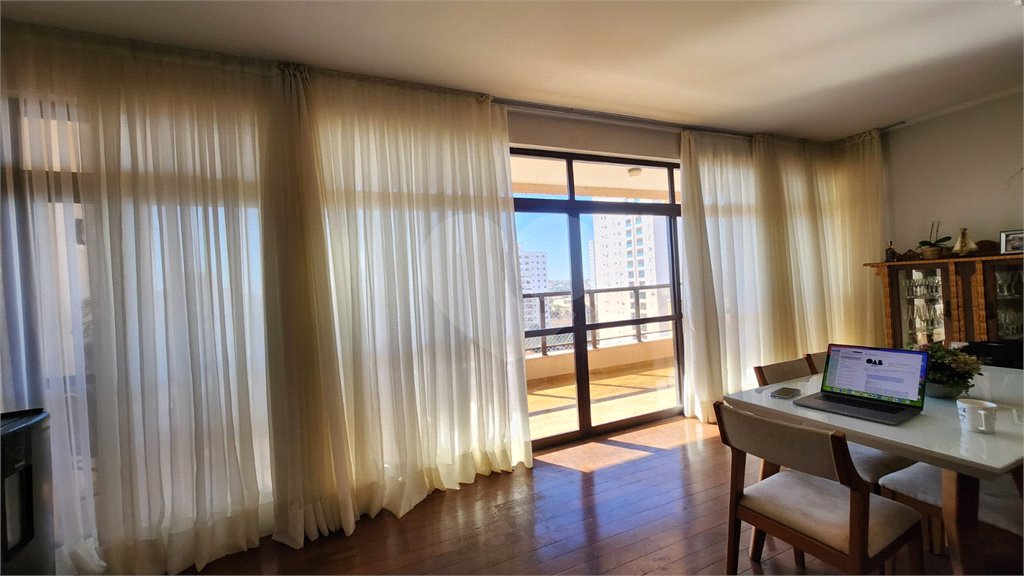 Apartamento à venda com 3 suítes no Centro, Araraquara, SP
