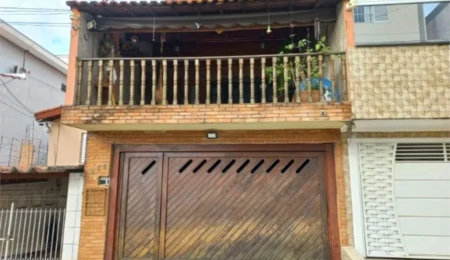 Sobrado à venda com 4 quartos, sendo 1 suíte,  em Santo Antônio, Osasco, SP