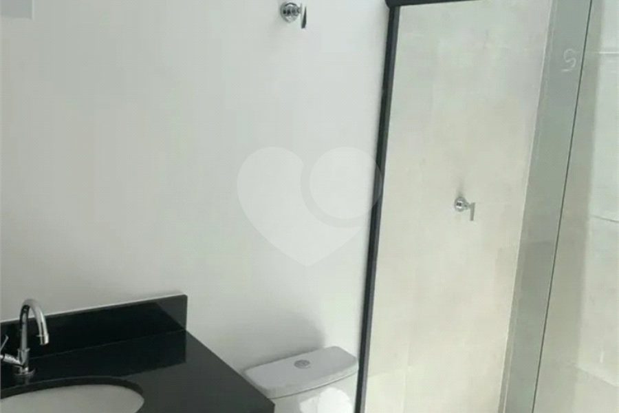 Sobrado à venda com 3 quartos, sendo 1 suíte,  em Jardim Maristela, São Paulo, SP