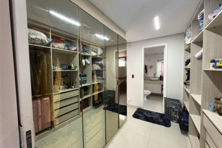Apartamento à venda com 4 quartos, sendo 3 suítes, em Vila Augusta, Guarulhos, SP