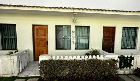 Casa à venda com 3 quartos, sendo 1 suíte,  no condomínio Residencial Jardim das Palmas, São Paulo - SP