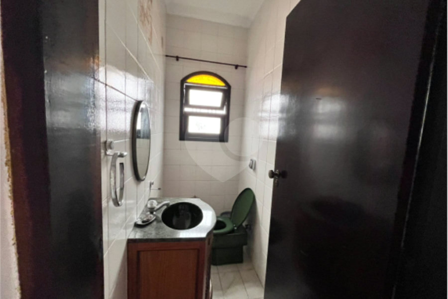 Sobrado à venda com 5 quartos, sendo 3 suítes, em Vila Clarice, São Paulo, SP